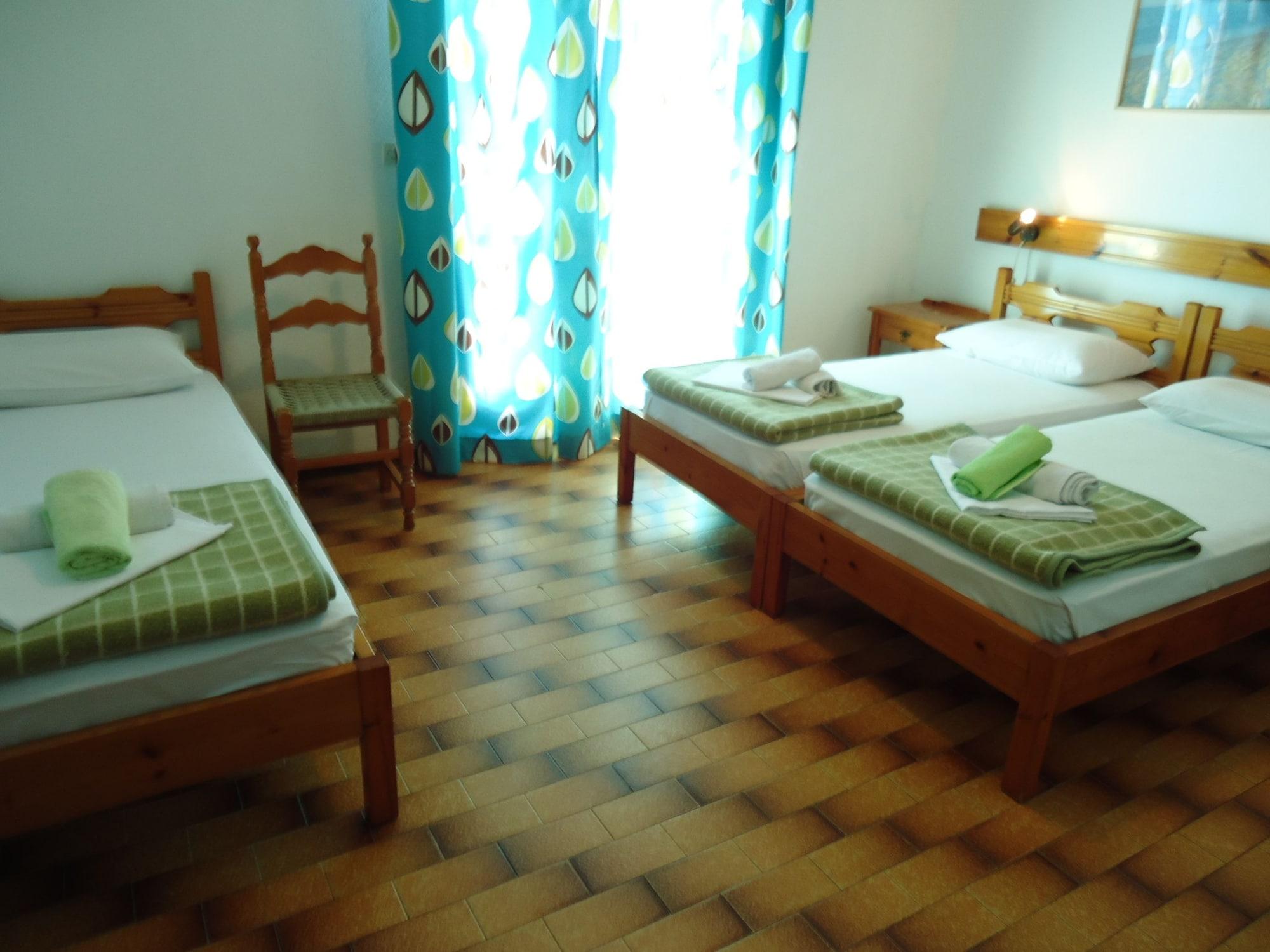 Pension Margarita Skiathos Town Bagian luar foto