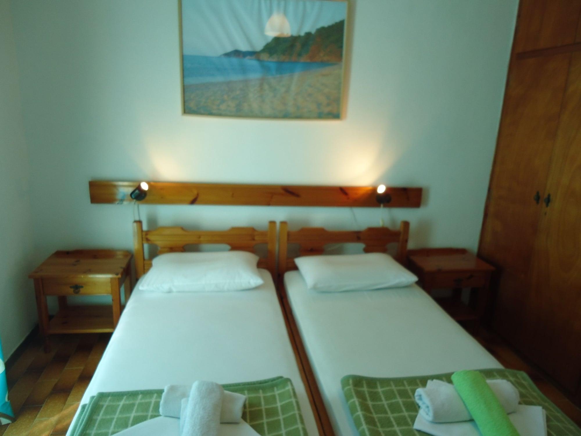 Pension Margarita Skiathos Town Bagian luar foto