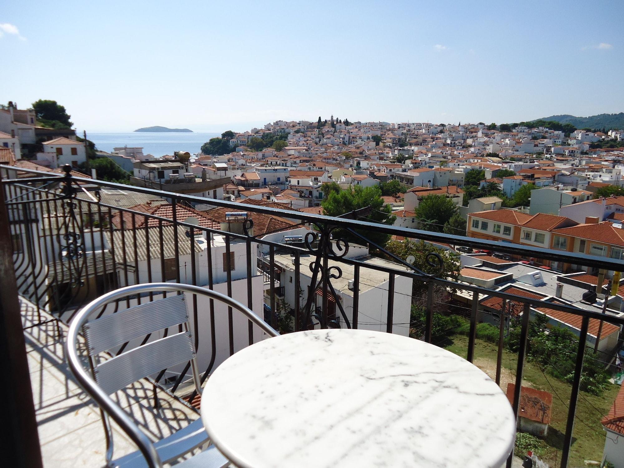 Pension Margarita Skiathos Town Bagian luar foto