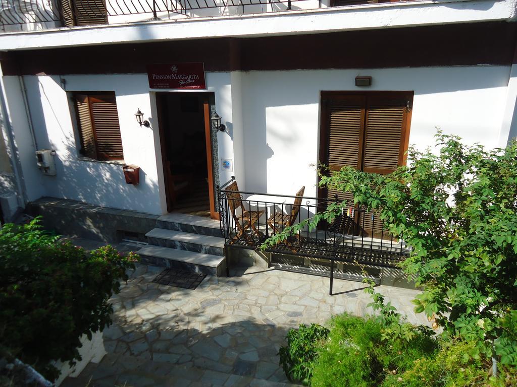 Pension Margarita Skiathos Town Bagian luar foto