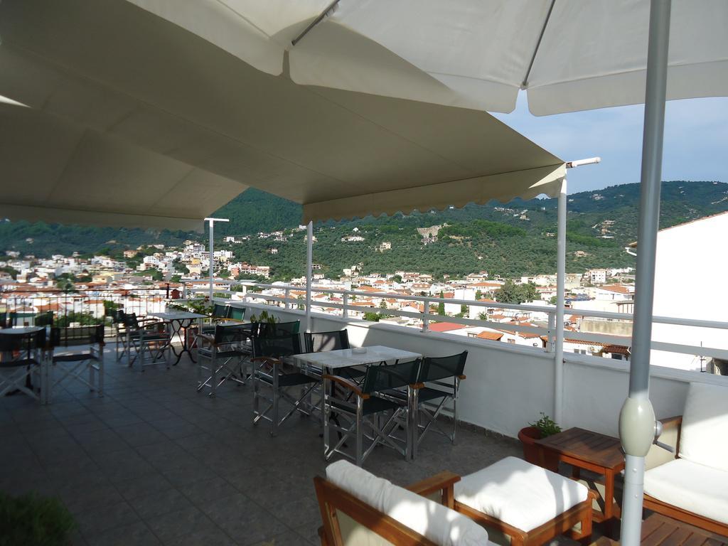 Pension Margarita Skiathos Town Bagian luar foto