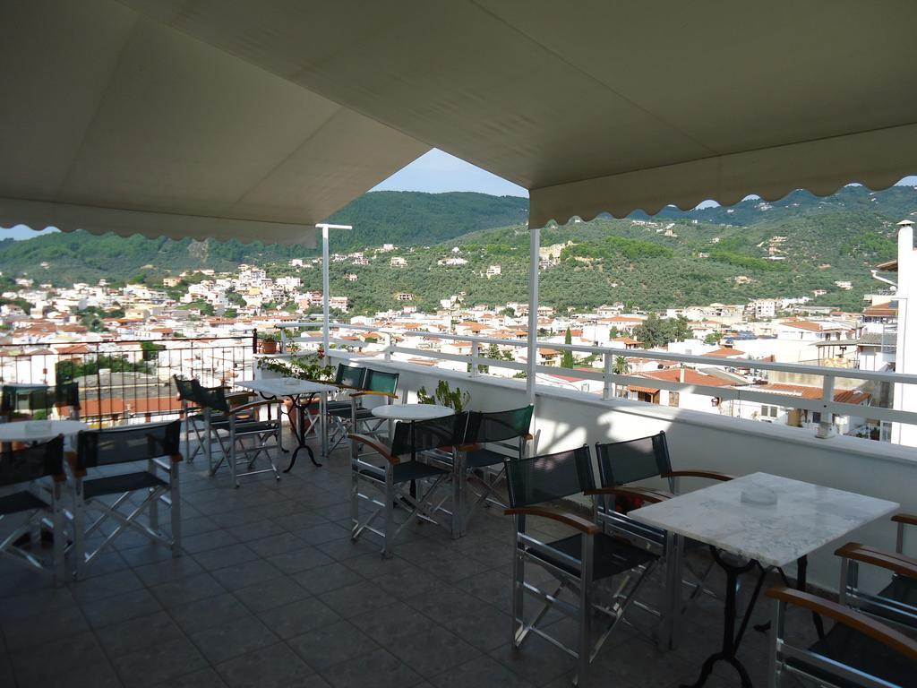 Pension Margarita Skiathos Town Bagian luar foto
