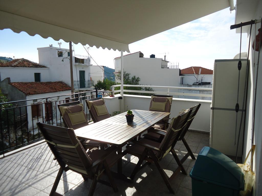 Pension Margarita Skiathos Town Bagian luar foto