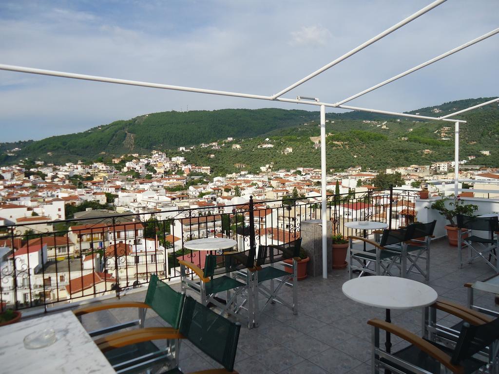 Pension Margarita Skiathos Town Bagian luar foto