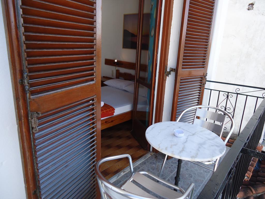 Pension Margarita Skiathos Town Bagian luar foto