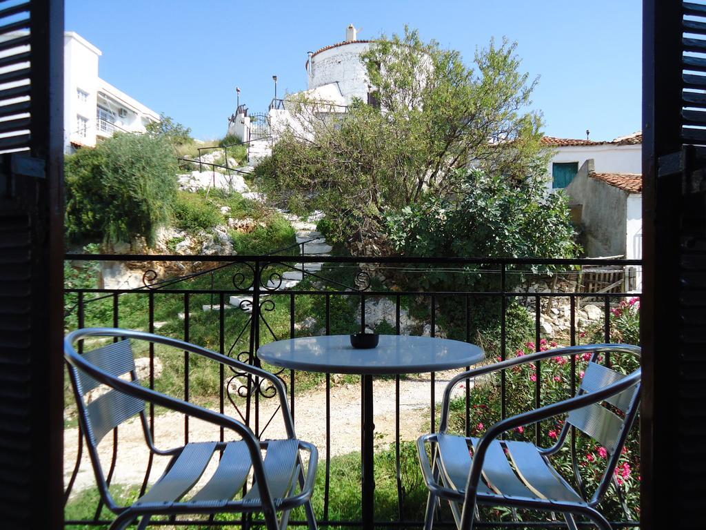 Pension Margarita Skiathos Town Bagian luar foto