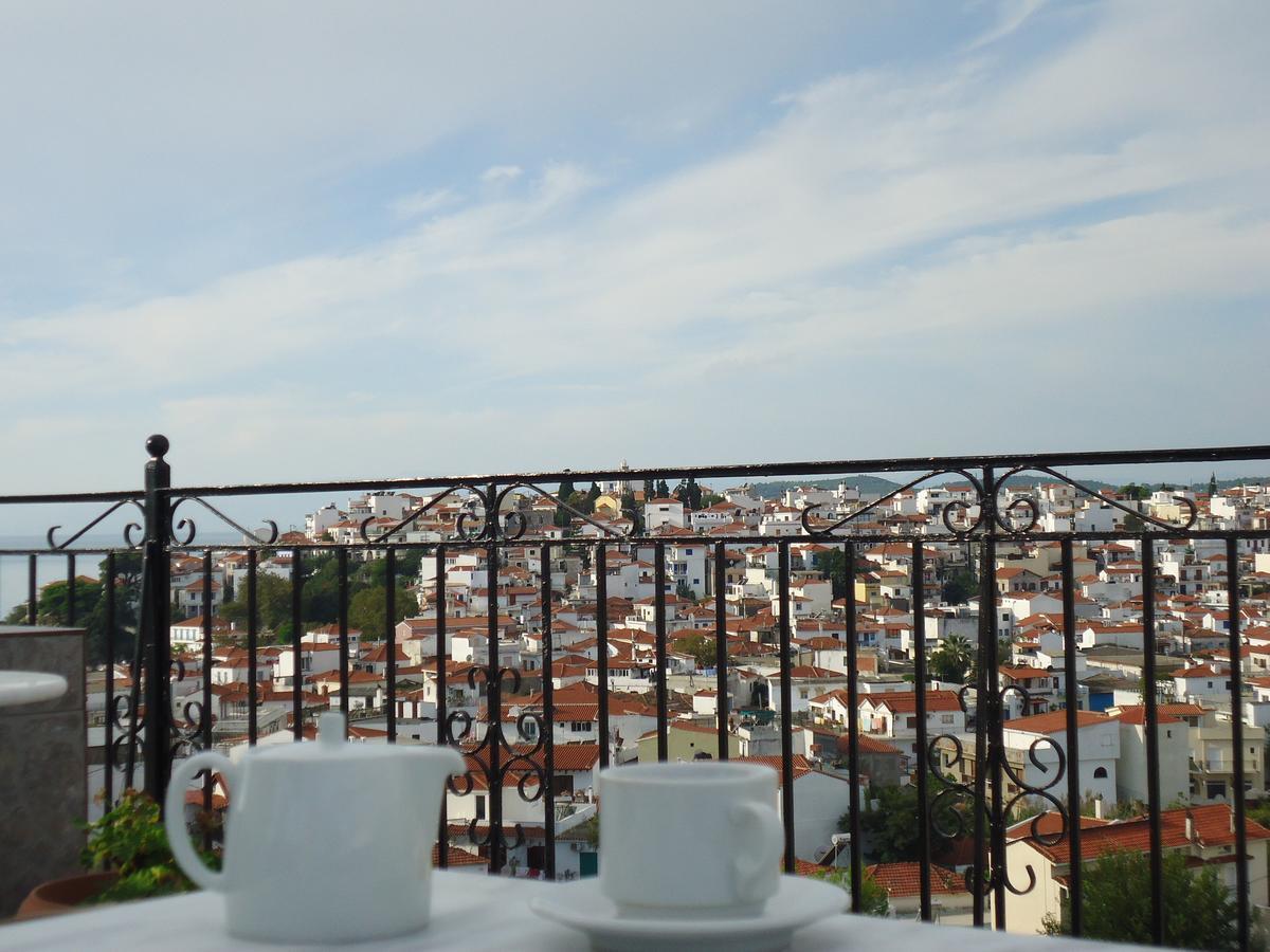 Pension Margarita Skiathos Town Bagian luar foto
